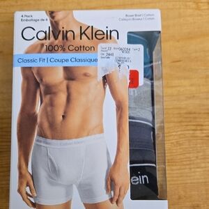 Calvin Klein Men’s Boxer Briefs Pack - White and Black